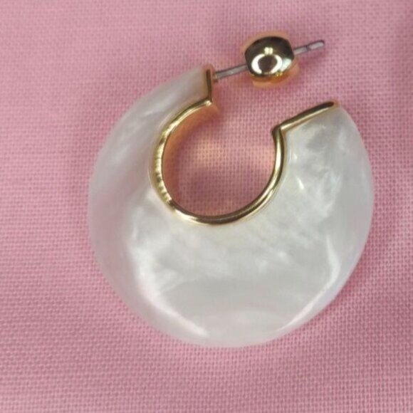 Gorjana Paseo Earrings White Marble Arc Hoops 18K Gold Plated - Picture 5 of 12